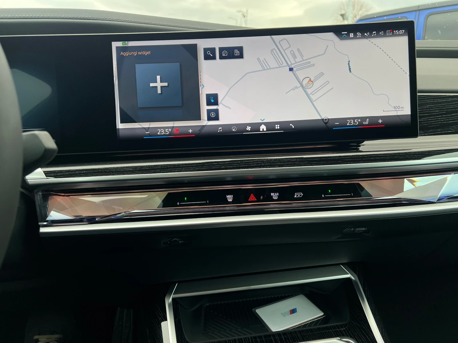 BMW i7 X-Drive 60 - изображение 10