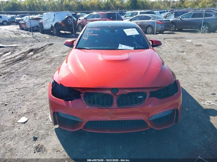 BMW M4 2015 BMW M4 - изображение 3