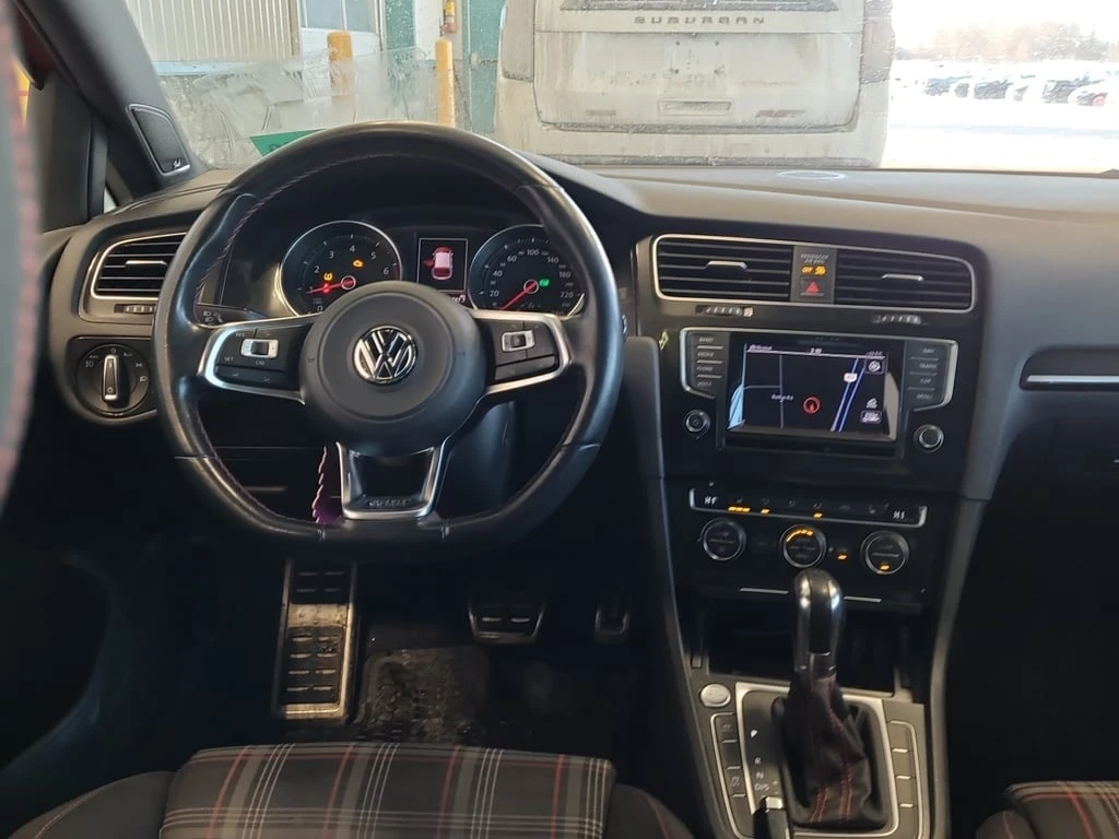 VW Golf GTI * AUTOBAHN * CARFAX * ЦЕНА ДО БЪЛГАРИЯ - изображение 8