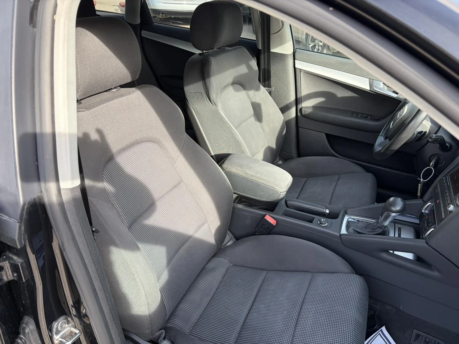 Audi A3 2.0TDI SportBack DSG LED NAVI, снимка 4 - Автомобили и джипове - 52882363
