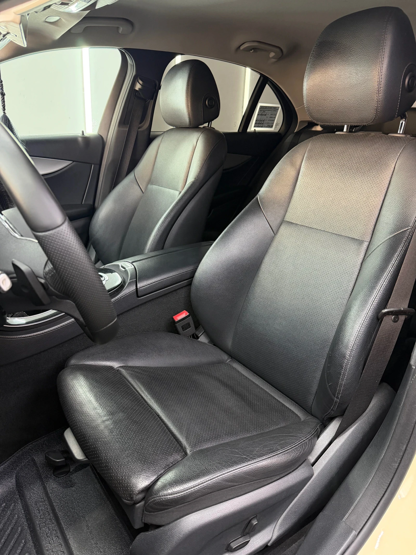 Mercedes-Benz E 200, снимка 6 - Автомобили и джипове - 54152074