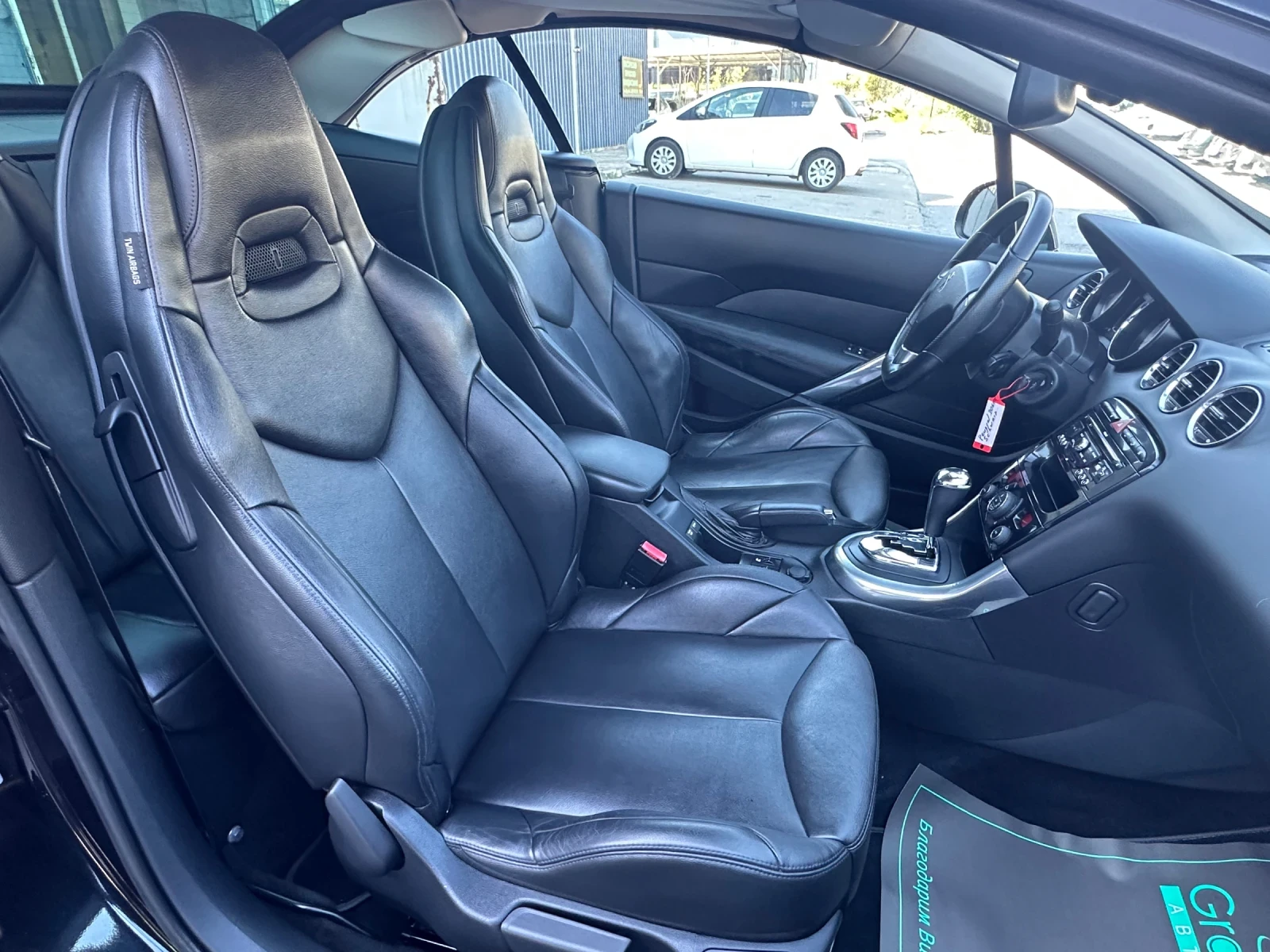 Peugeot 308 CC 1.6i Turbo, снимка 14 - Автомобили и джипове - 54447867