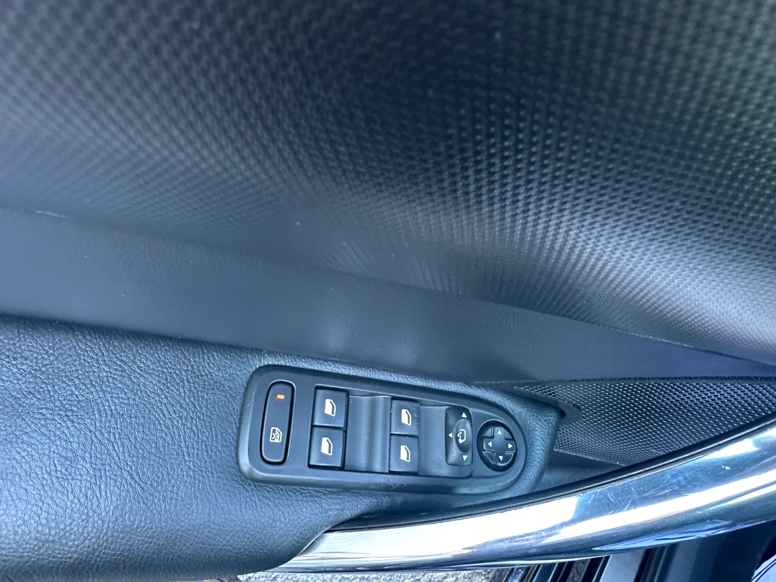 Peugeot 308 CC 1.6i Turbo, снимка 15 - Автомобили и джипове - 54447867