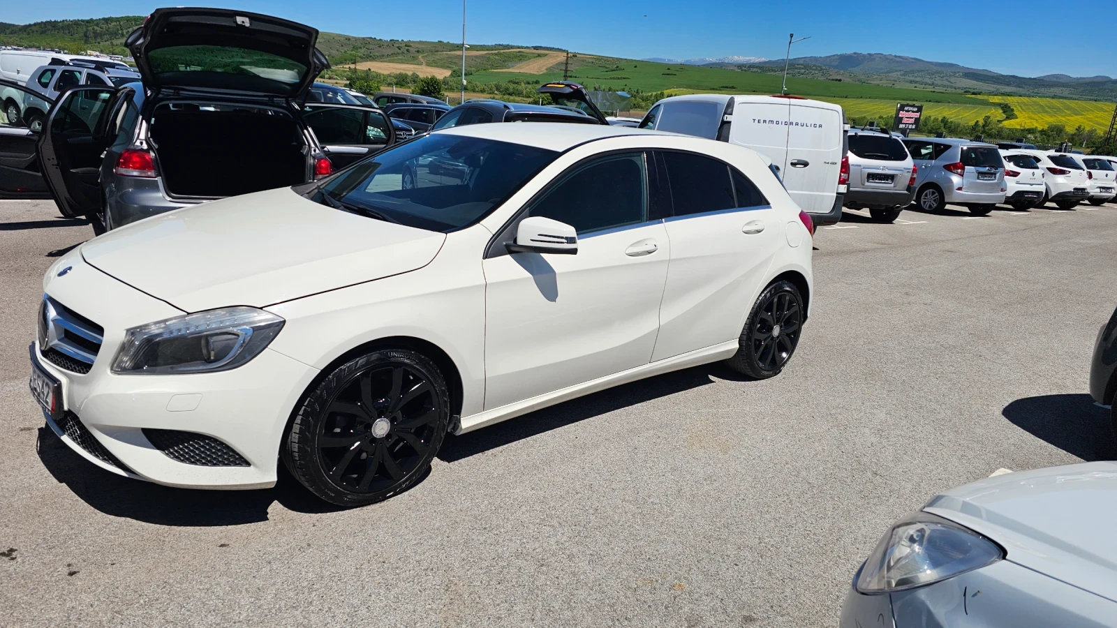 Mercedes-Benz A 180 NAVI-EVRO-6, снимка 3 - Автомобили и джипове - 54581944