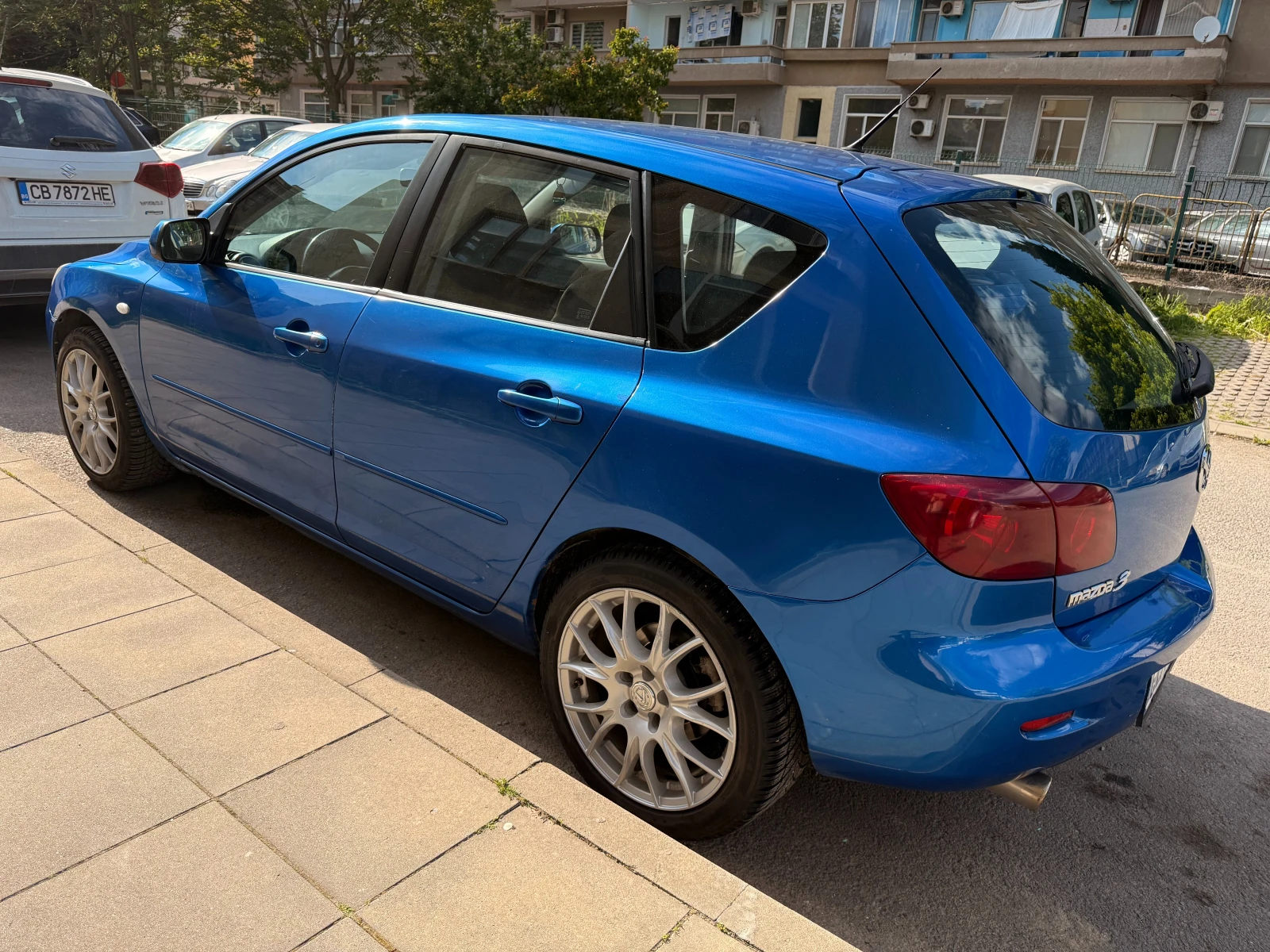 Mazda 3 1.6, снимка 2 - Автомобили и джипове - 54601477