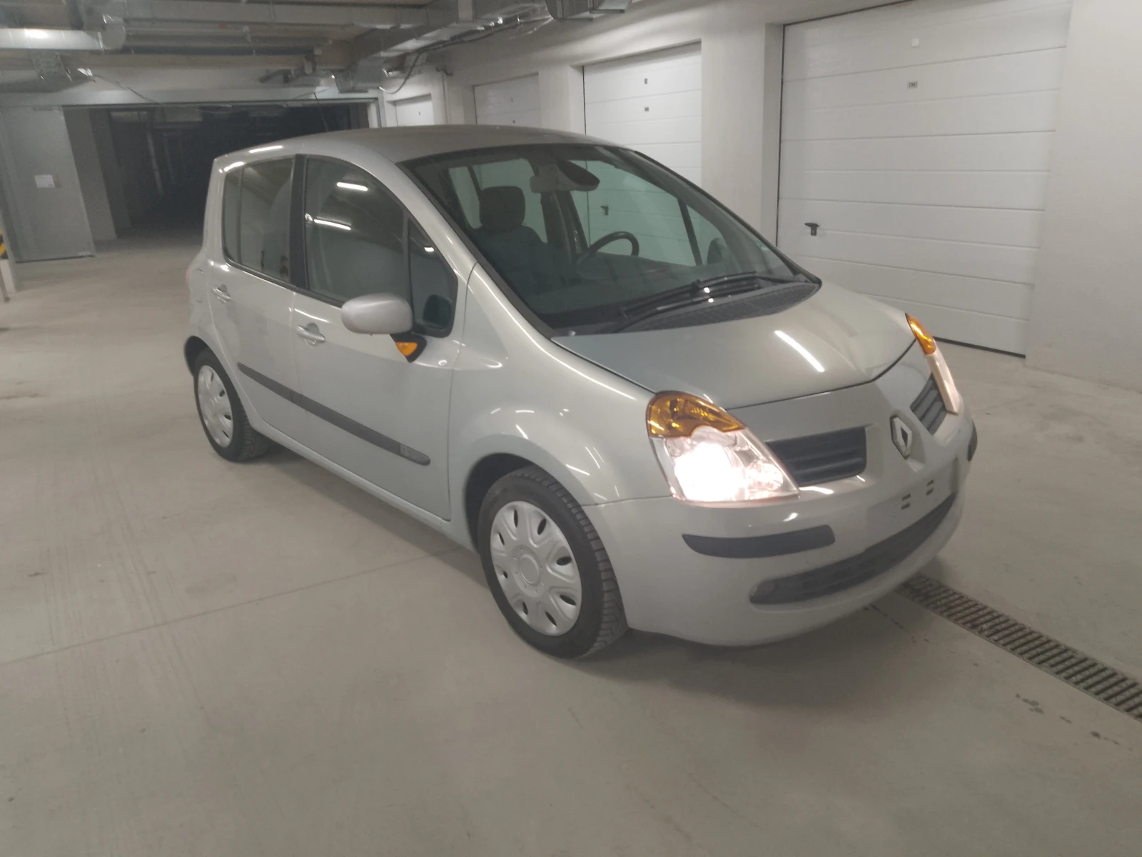 Renault Modus 1.6i Автомат 
