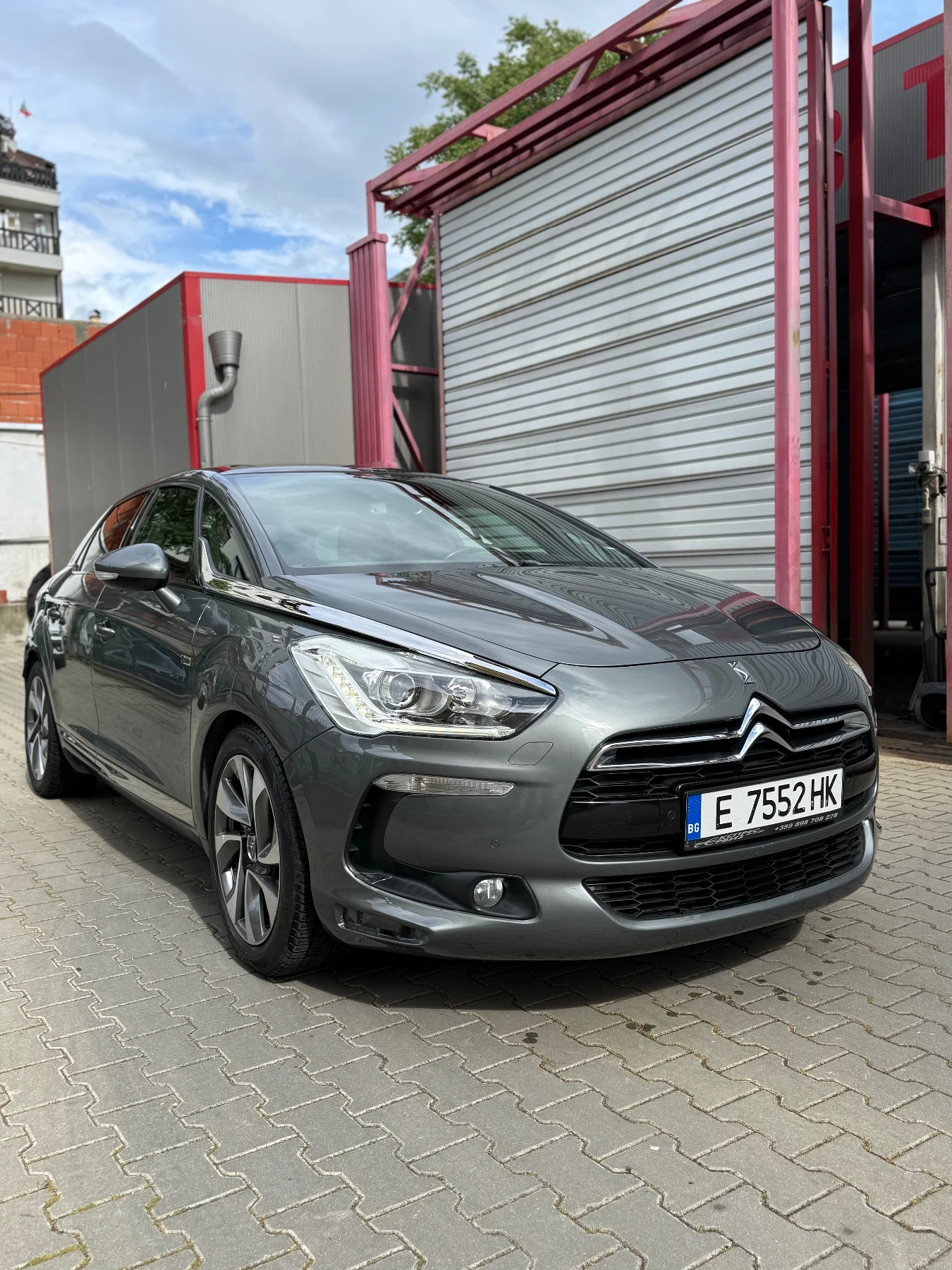 Citroen DS5 2.0 HDI HYBRYD 4* 4 АВТОМАТ, снимка 2 - Автомобили и джипове - 54646099