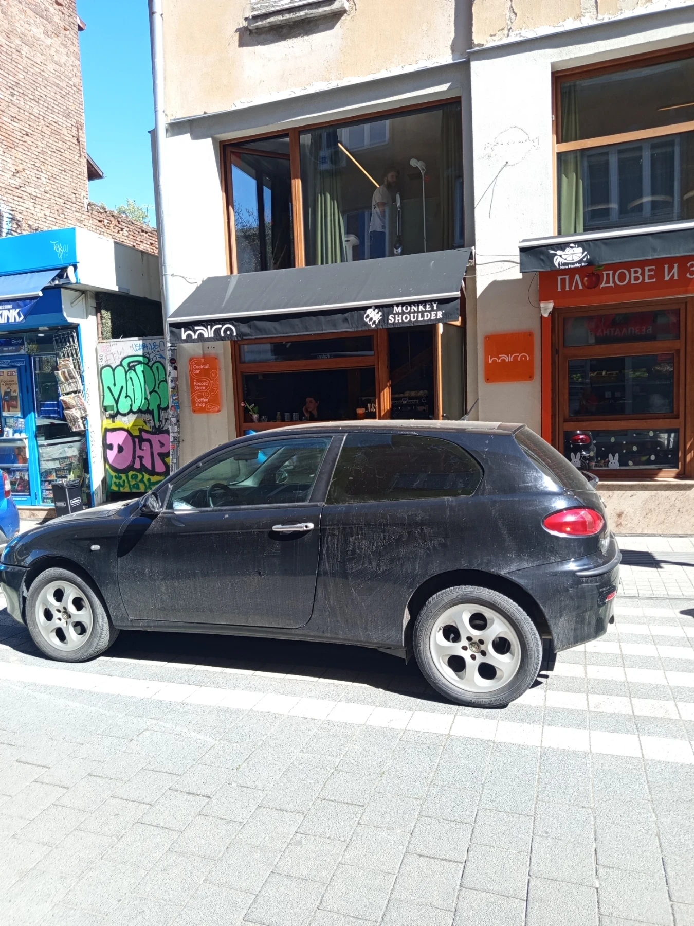 Alfa Romeo 147 1, 6 Twin Spark с газ пропан-бутан, снимка 5 - Автомобили и джипове - 54748685