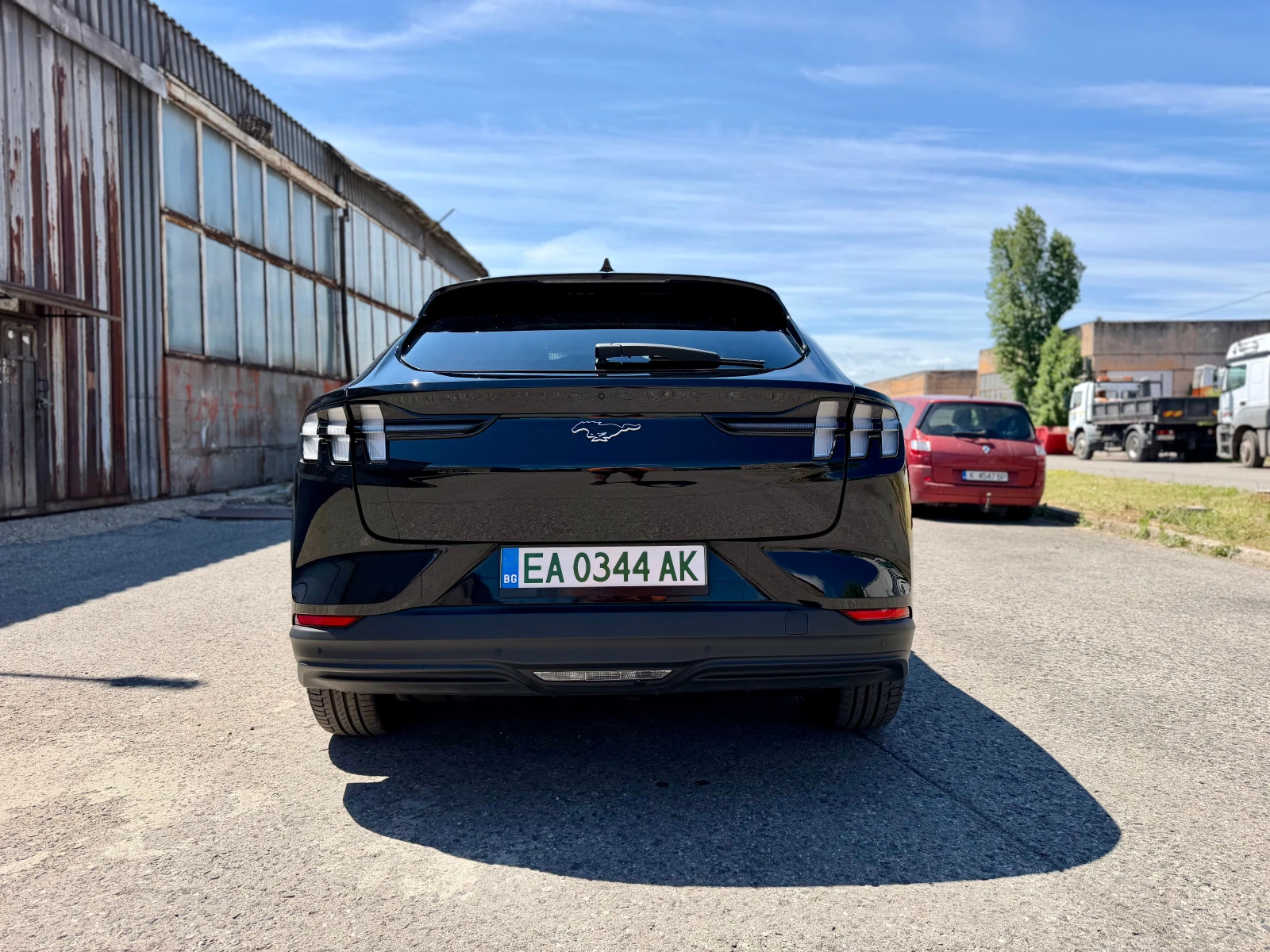 Ford Mustang Mach-E, снимка 5 - Автомобили и джипове - 54924427