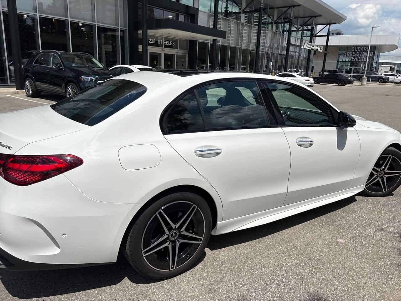 Mercedes-Benz C 300 4MATIC/360/ПАНОРАМА/ПОДГРЕВИ/OT MERCEDES, снимка 4 - Автомобили и джипове - 55160785