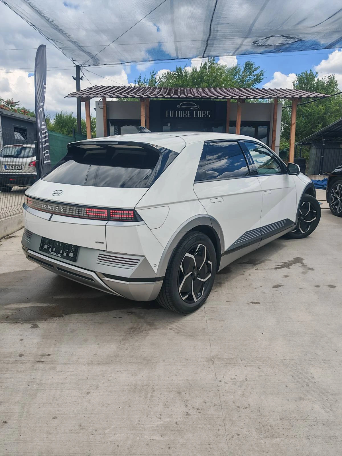 Hyundai Ioniq 5 72.6KWh UNIQ/4X4/ГАРАНЦИЯ/SOH100%/360/HEADUP/2023г, снимка 6 - Автомобили и джипове - 55261552
