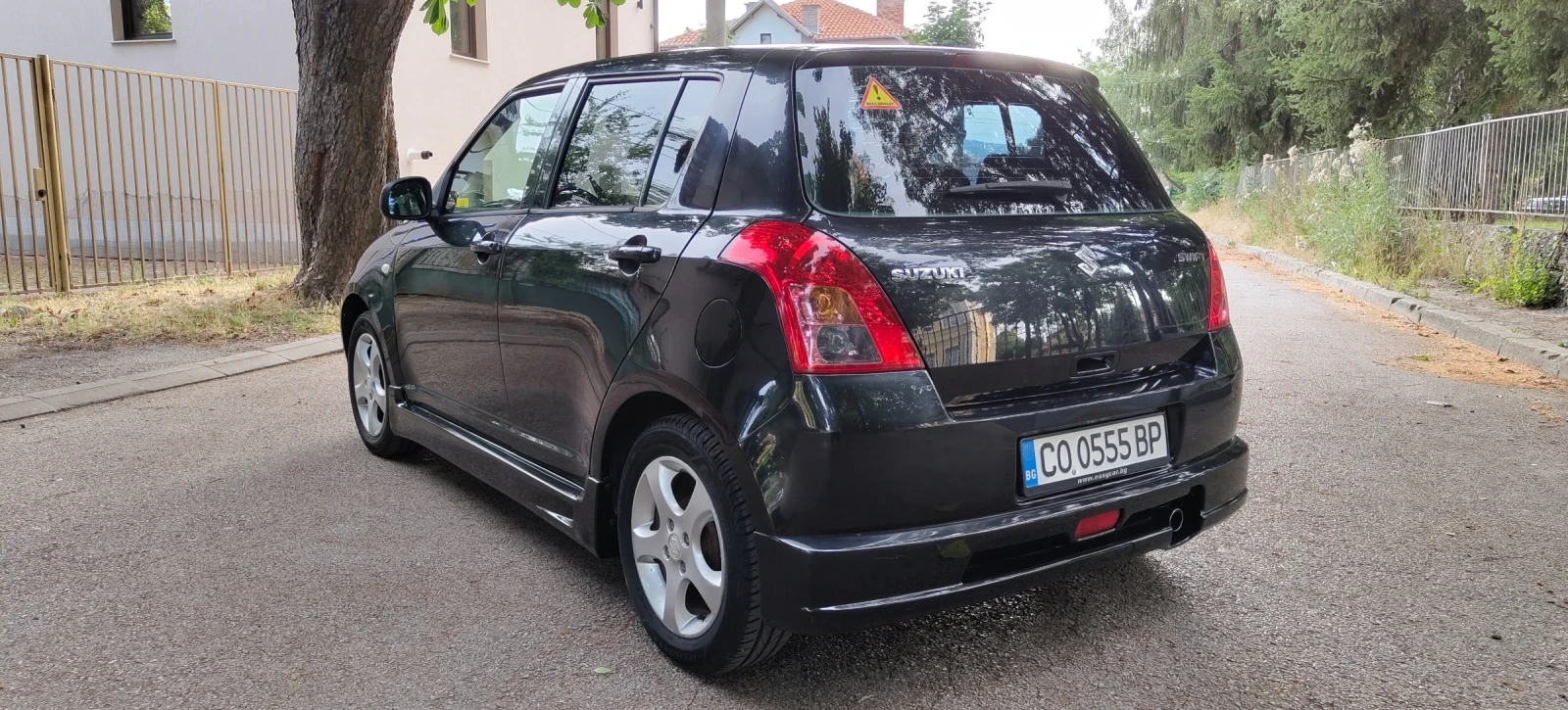 Suzuki Swift 1.3 dizel, снимка 3 - Автомобили и джипове - 55425620