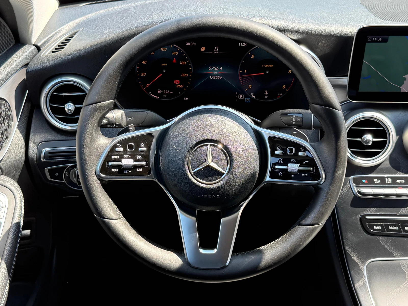 Mercedes-Benz C 200 d 9G-TRONIC SPORT PLUS AMG !100% РЕАЛНИ КИЛОМЕТРИ!, снимка 12 - Автомобили и джипове - 55555954