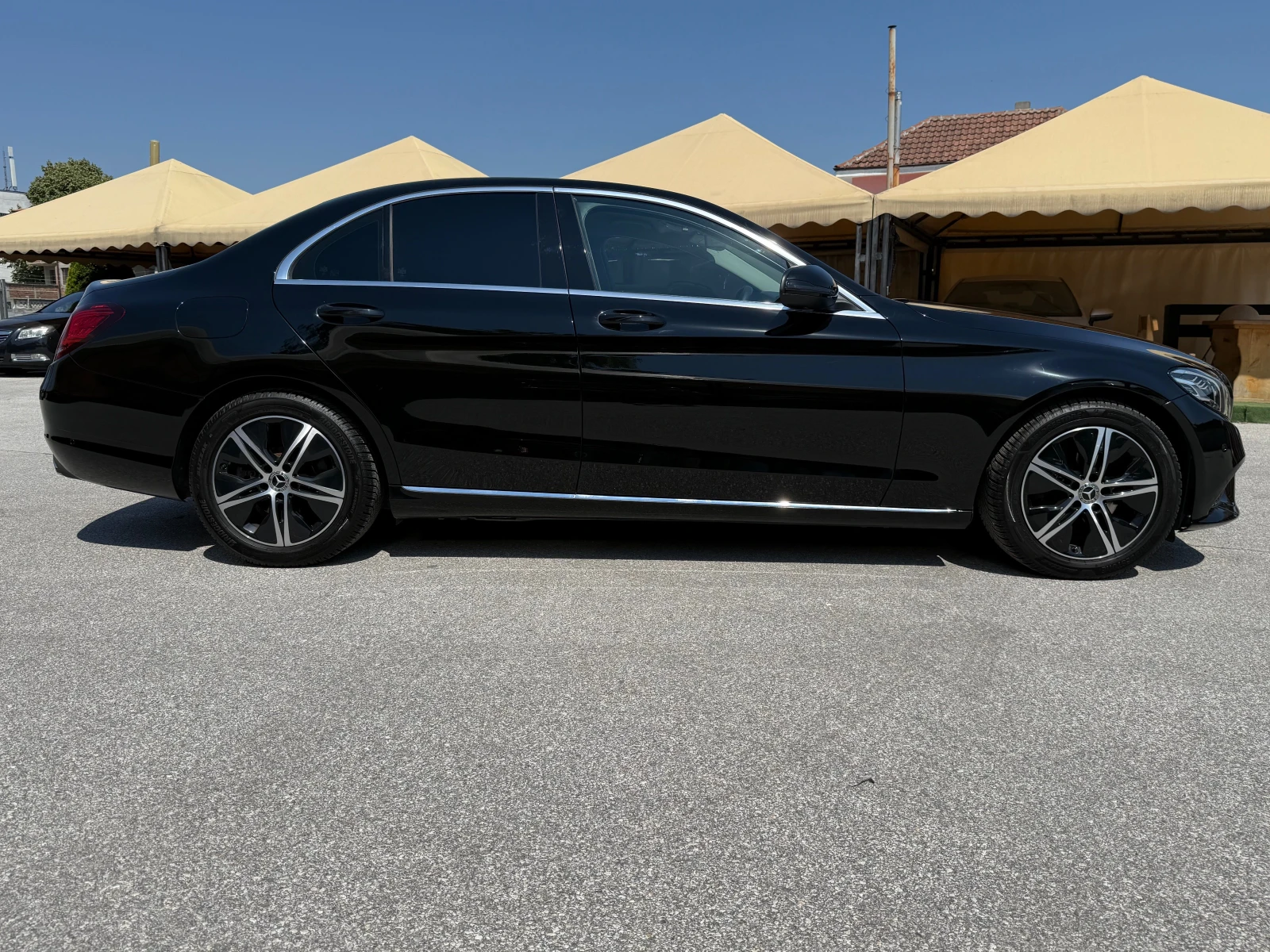 Mercedes-Benz C 200 d 9G-TRONIC SPORT PLUS AMG !100% РЕАЛНИ КИЛОМЕТРИ!, снимка 4 - Автомобили и джипове - 55555954