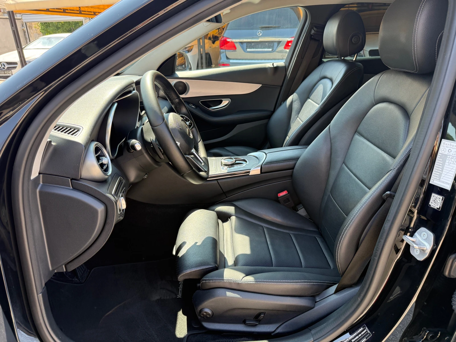 Mercedes-Benz C 200 d 9G-TRONIC SPORT PLUS AMG !100% РЕАЛНИ КИЛОМЕТРИ!, снимка 9 - Автомобили и джипове - 55555954