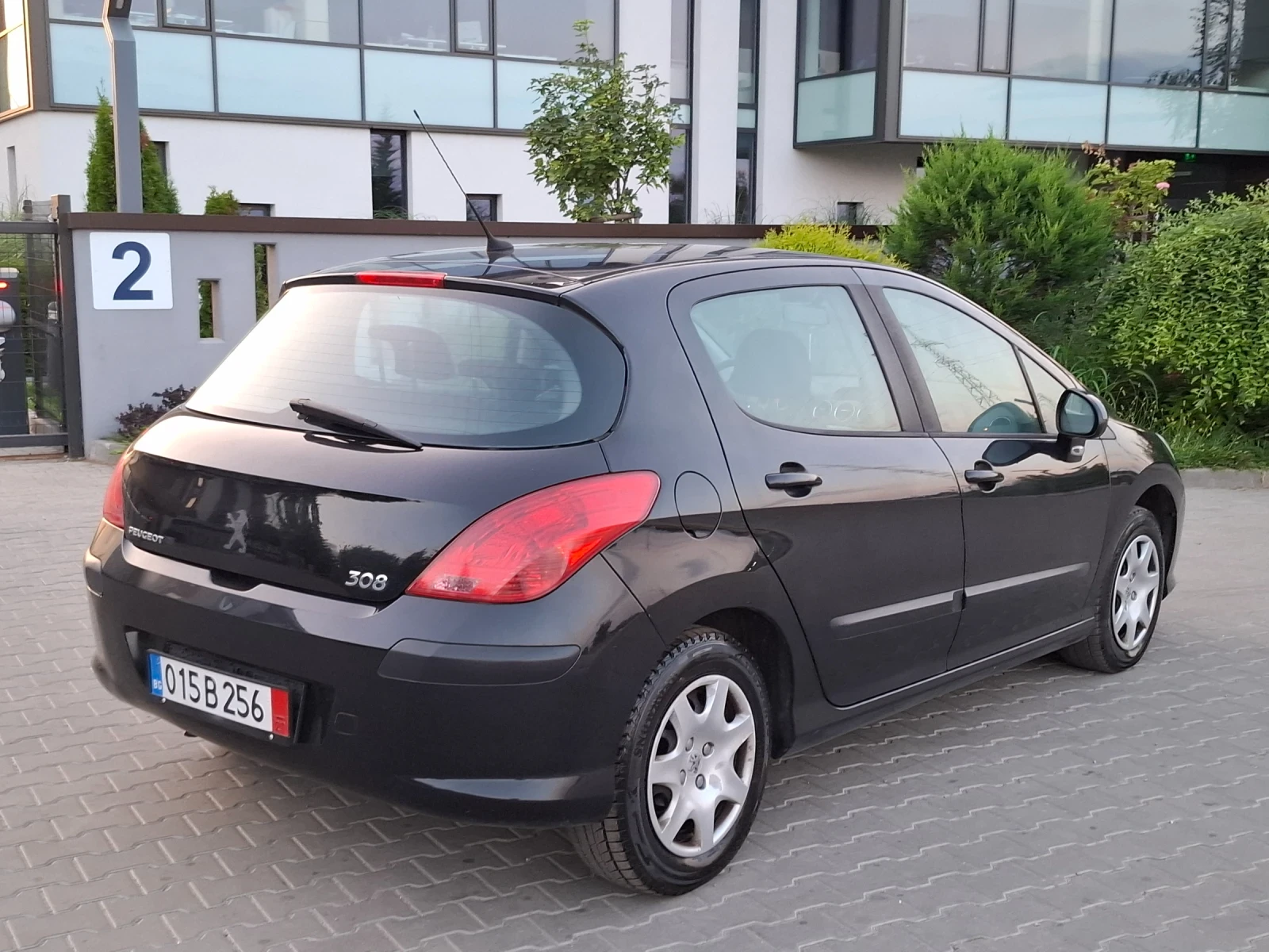 Peugeot 308 1.6i* (120кс)* FACELIFT* НОВ ВНОС* * , снимка 13 - Автомобили и джипове - 55667546