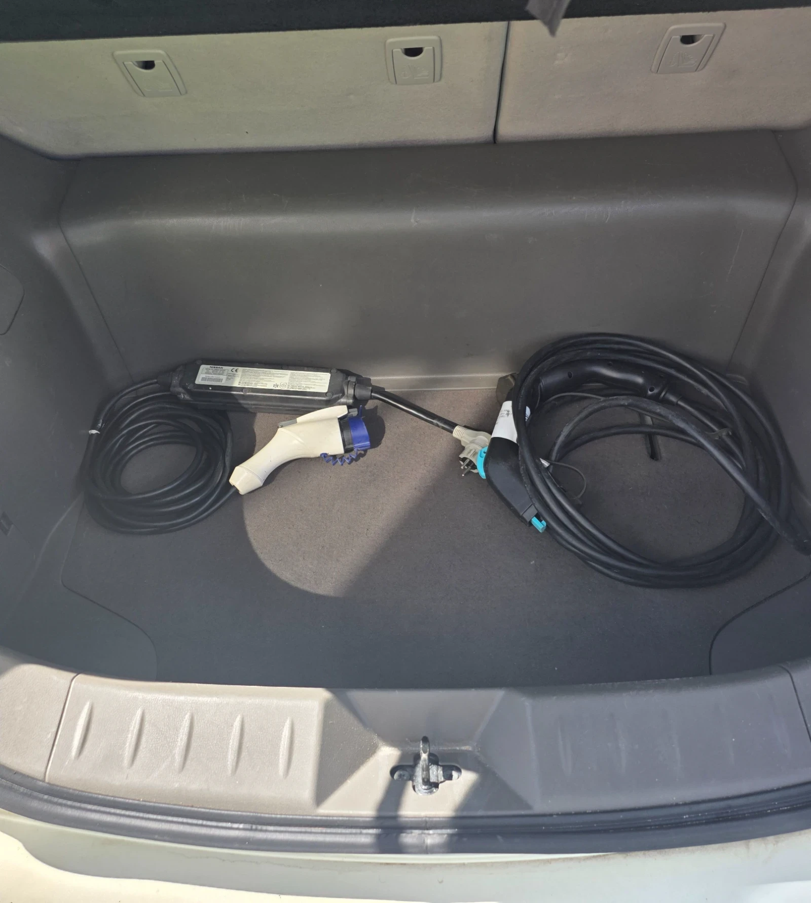 Nissan Leaf  Сменена основна батерия 40kWh , снимка 12 - Автомобили и джипове - 56009783