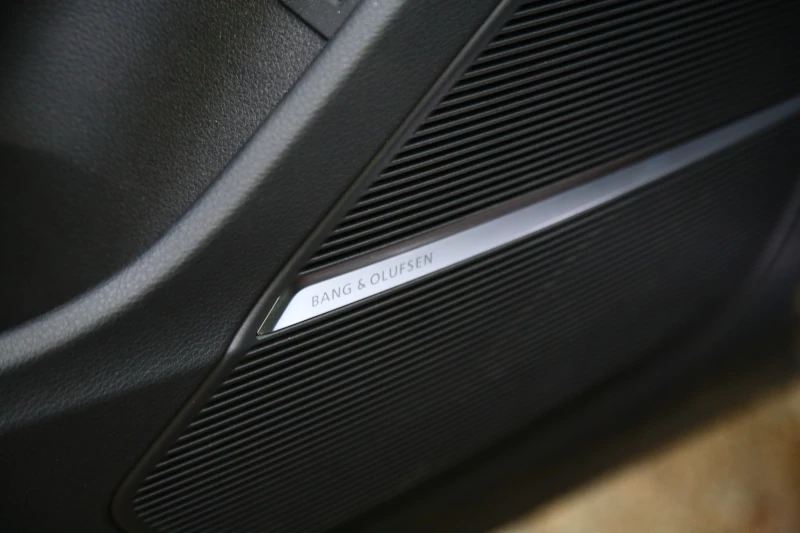 Audi SQ7 Prestige, снимка 15 - Автомобили и джипове - 51380567