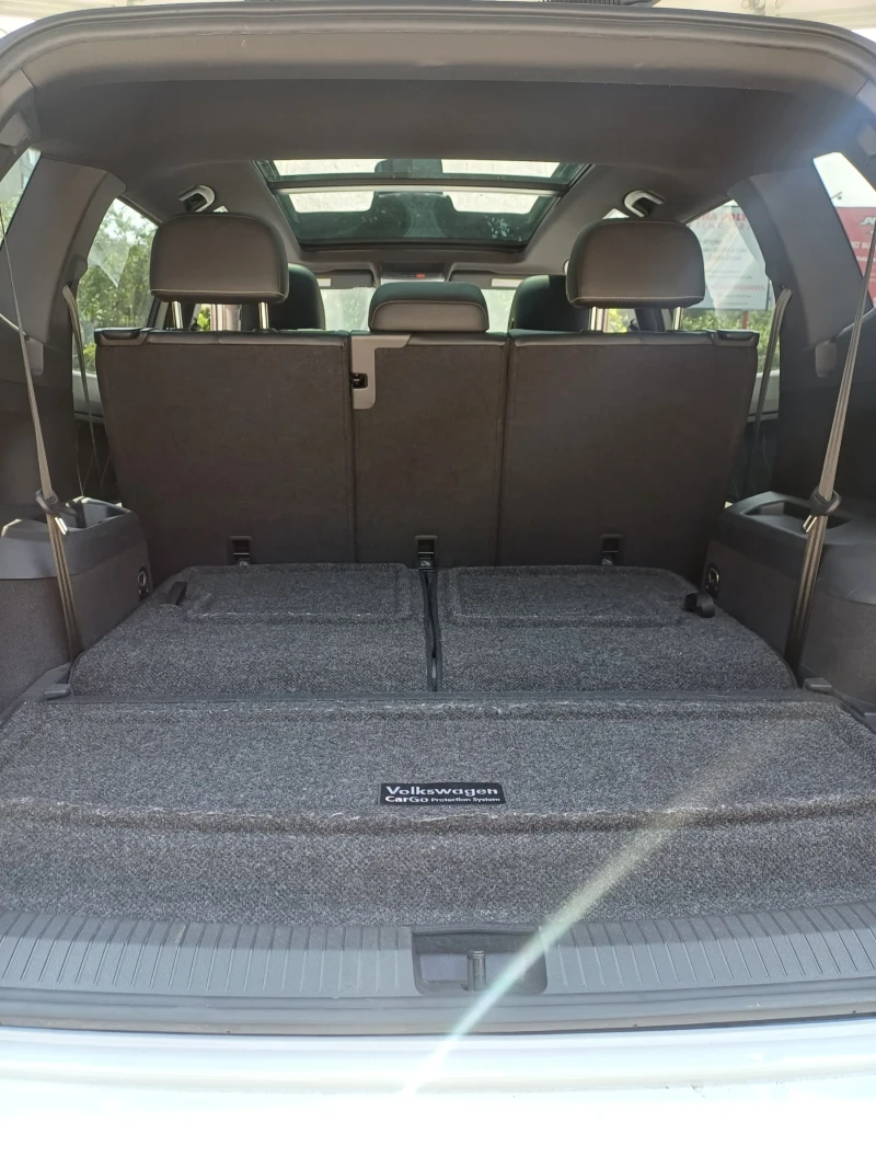 VW Tiguan, снимка 7 - Автомобили и джипове - 52218083