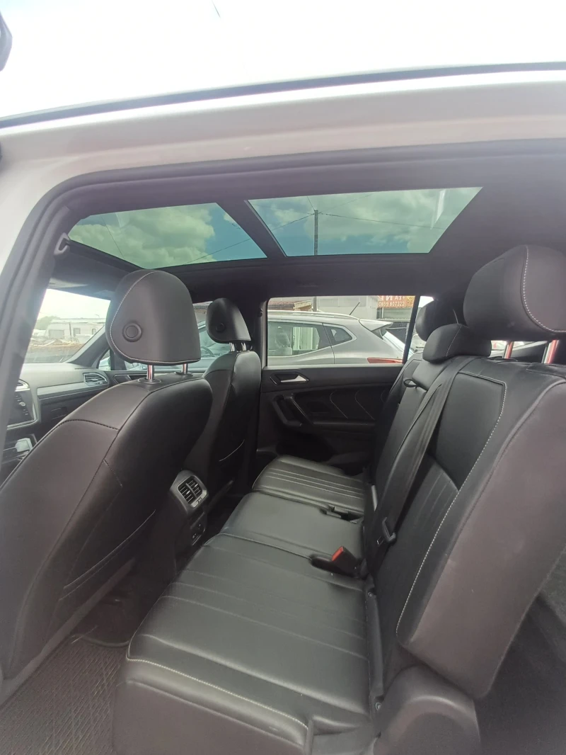 VW Tiguan, снимка 12 - Автомобили и джипове - 52218083