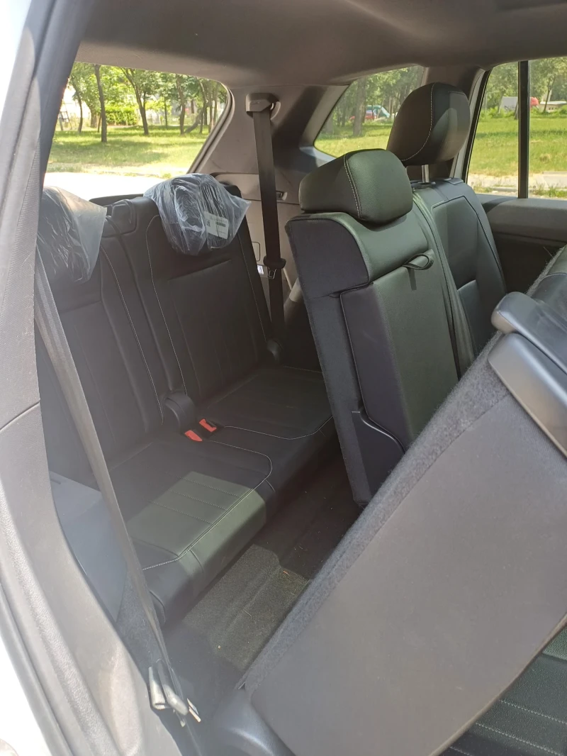 VW Tiguan, снимка 10 - Автомобили и джипове - 52218083