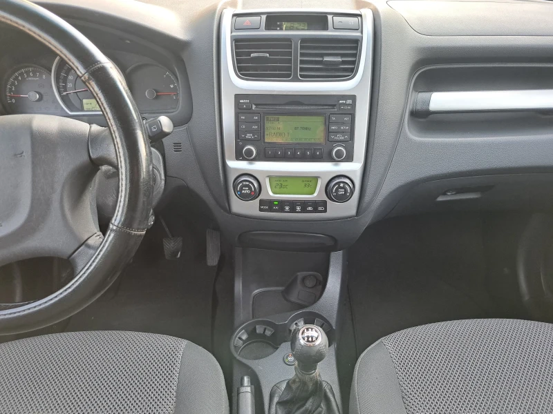 Kia Sportage 2.0i* ГАЗ-BRC, снимка 6 - Автомобили и джипове - 51663225