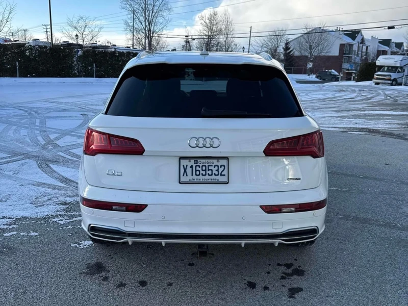 Audi Q5 * Technik * CARFAX * ЦЕНА ДО БГ, снимка 4 - Автомобили и джипове - 53214070