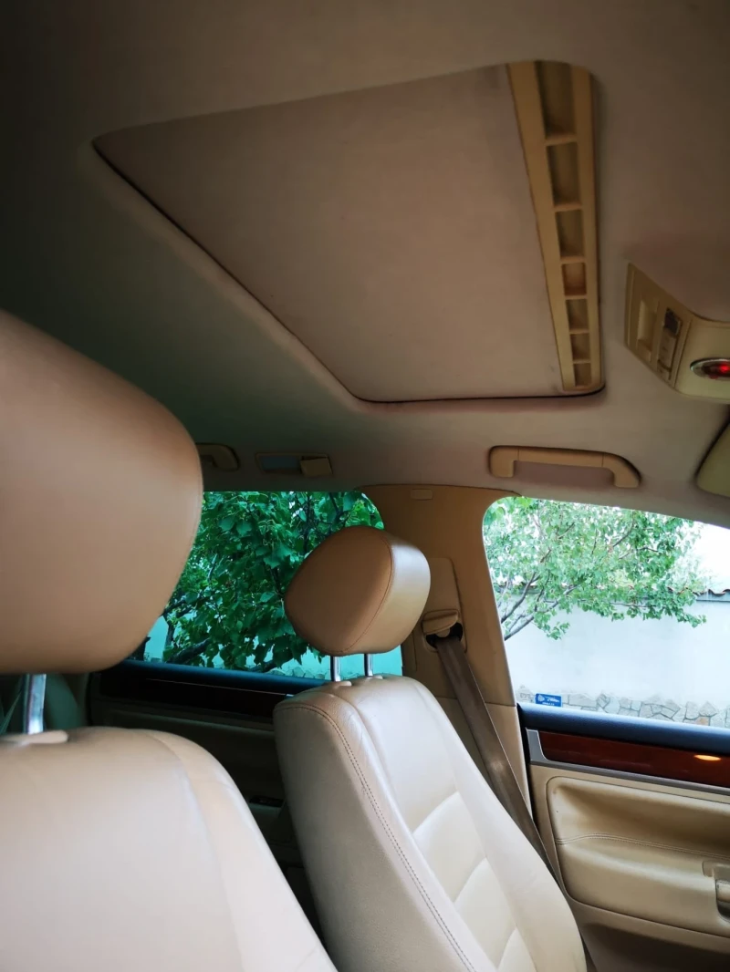 VW Touareg Vw Tuareg 3.0 TDI, снимка 10 - Автомобили и джипове - 53231068