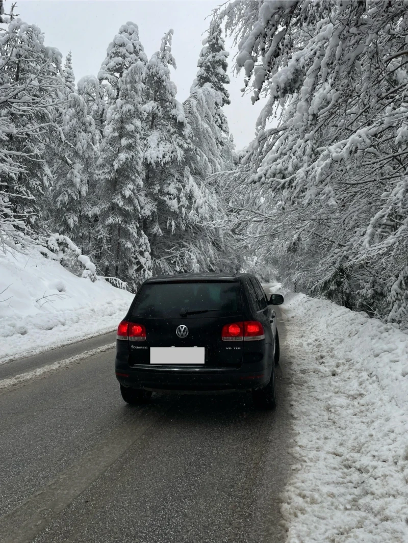 VW Touareg Vw Tuareg 3.0 TDI, снимка 7 - Автомобили и джипове - 53231068