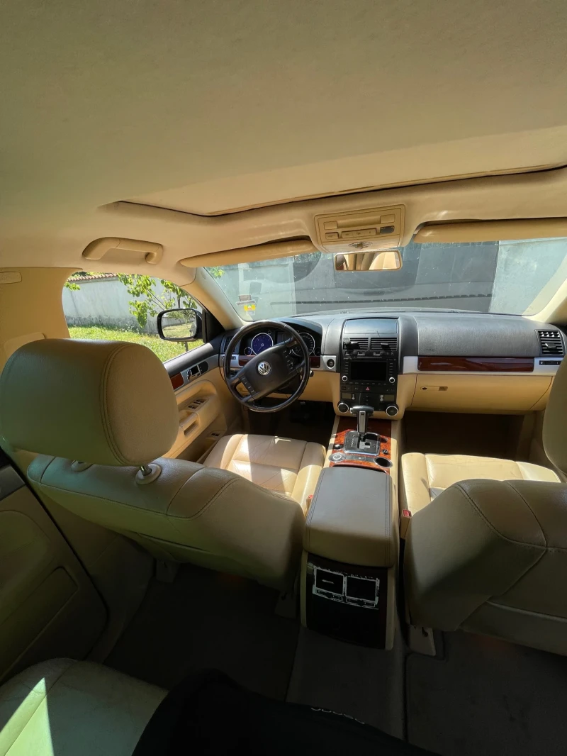 VW Touareg Vw Tuareg 3.0 TDI, снимка 13 - Автомобили и джипове - 53231068