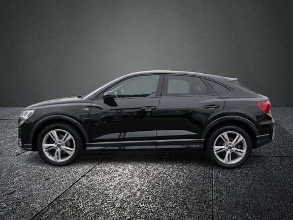 Audi Q3 Sportback* 35 TDI* Quattro* S-Line, снимка 3 - Автомобили и джипове - 48041068