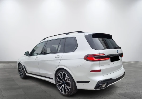 BMW X7 40d xDrive = M-Sport Pro= Exclusive Гаранция - изображение 2