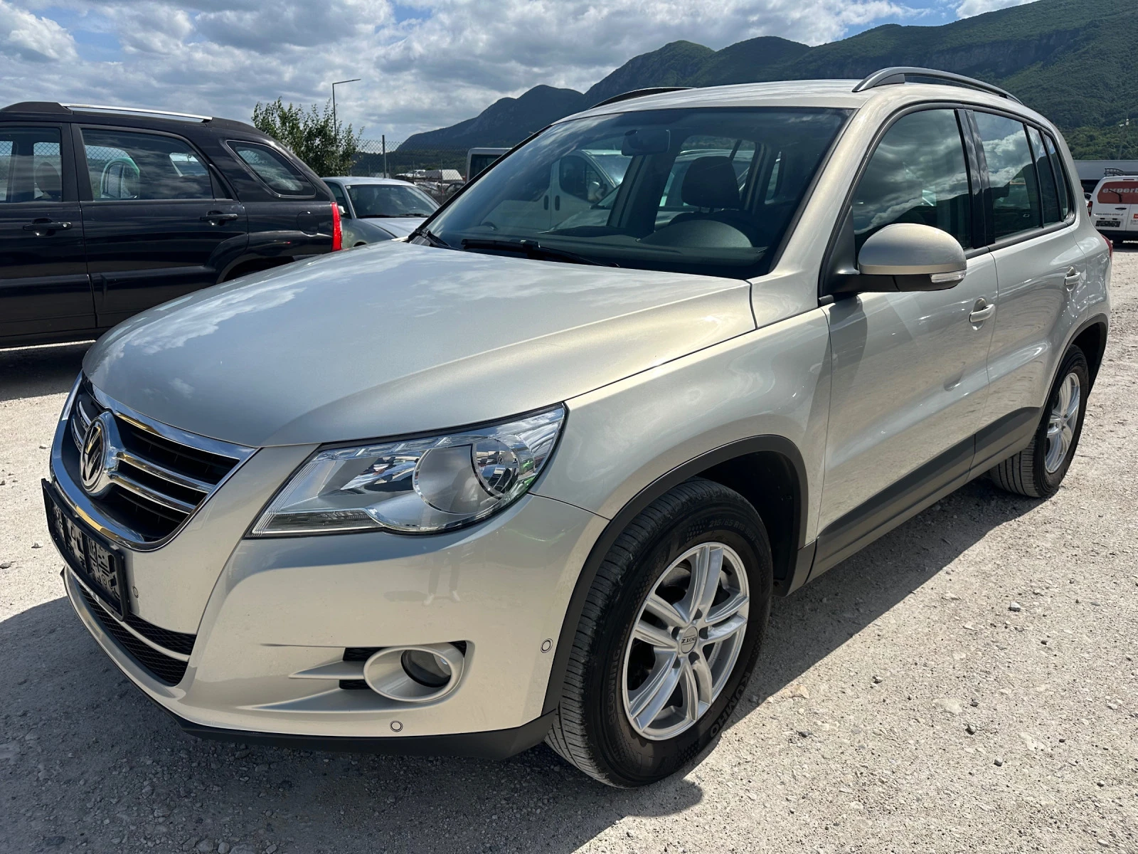 VW Tiguan 1.4/150кс 192000км Сервизни документи!!! - [1] 