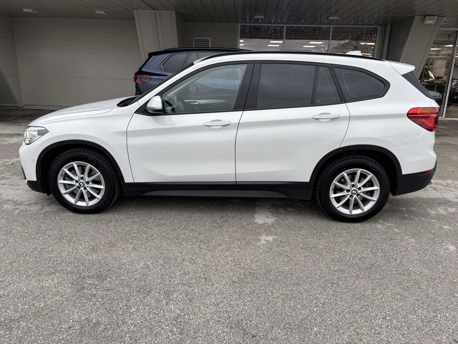 BMW X1 2.0D XDRIVE 190к.с. - изображение 2