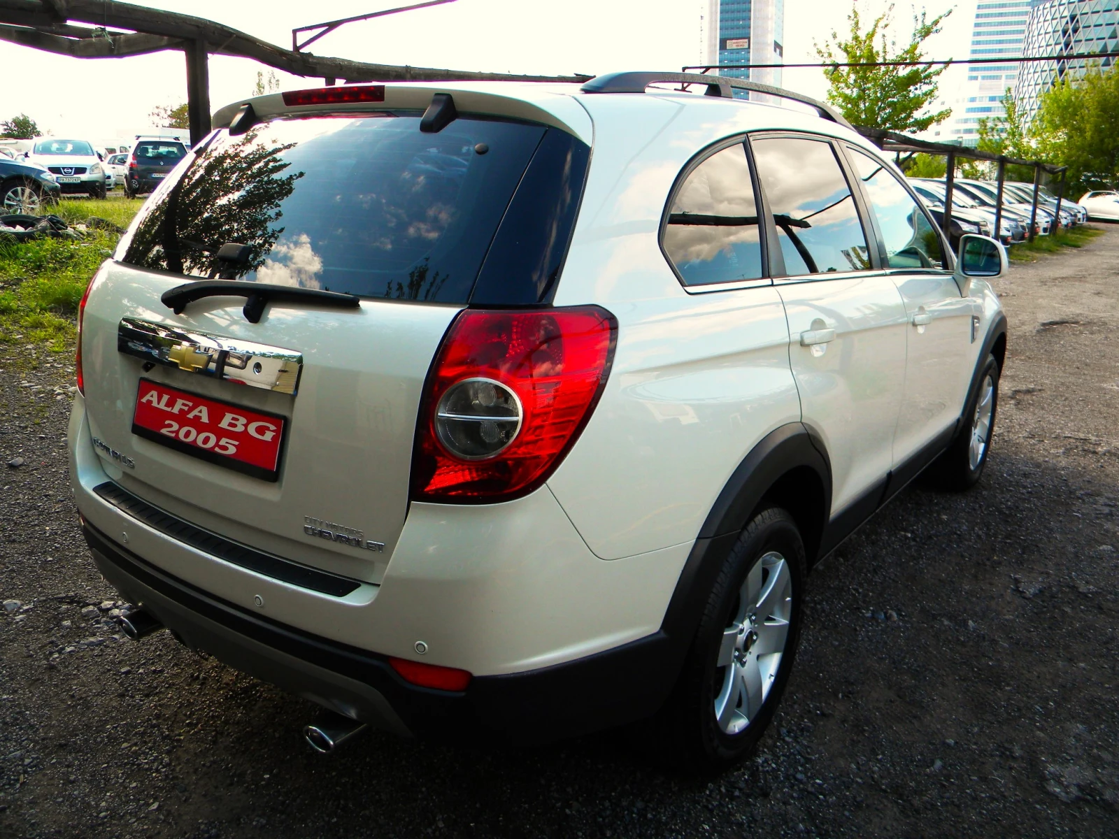 Chevrolet Captiva 2.2VCDI-105000km* NAVI-КОЖА-7места* КАТО НОВ*  - изображение 4