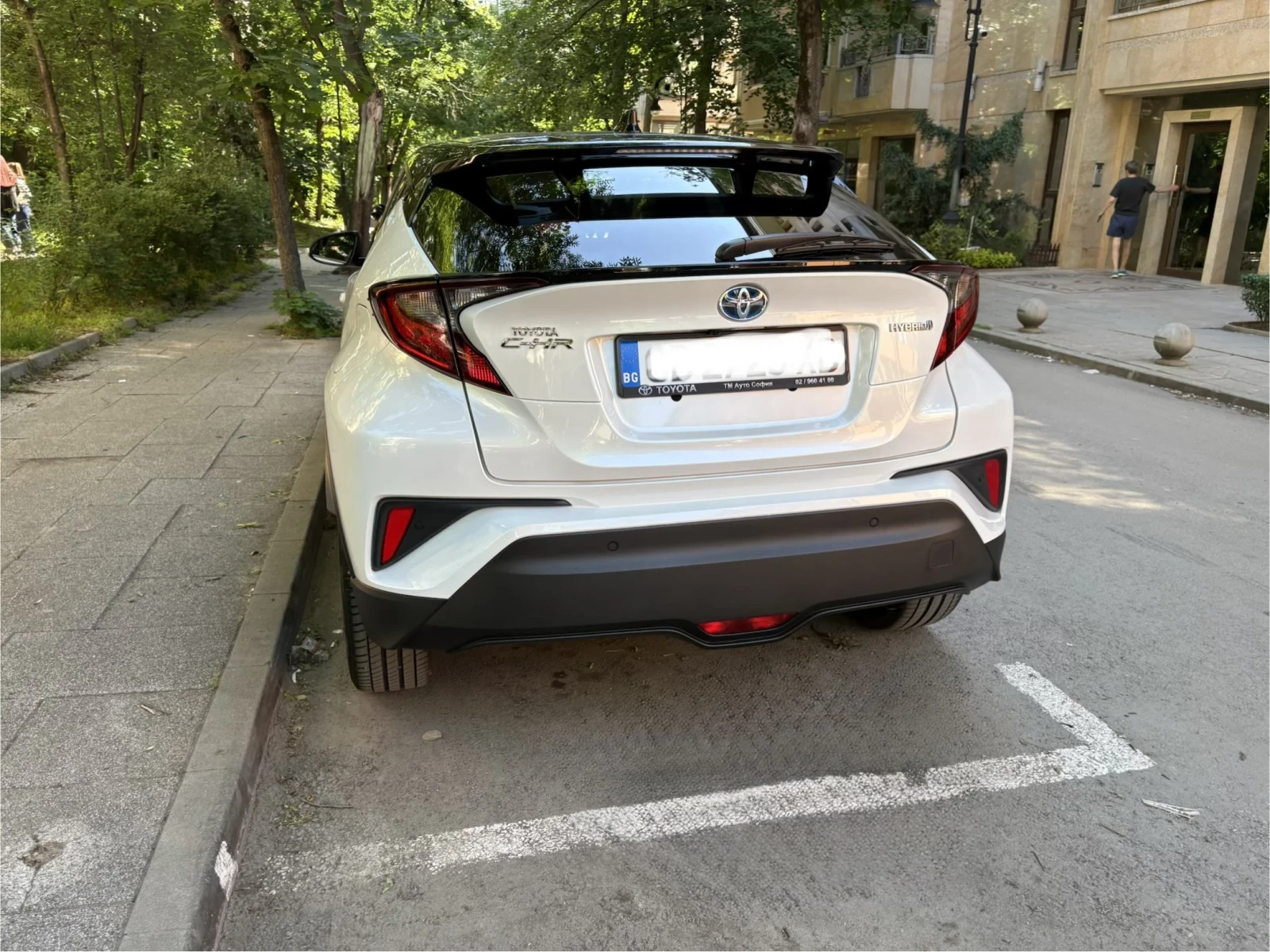 Toyota C-HR Club Bi-Tone , снимка 4 - Автомобили и джипове - 54703289