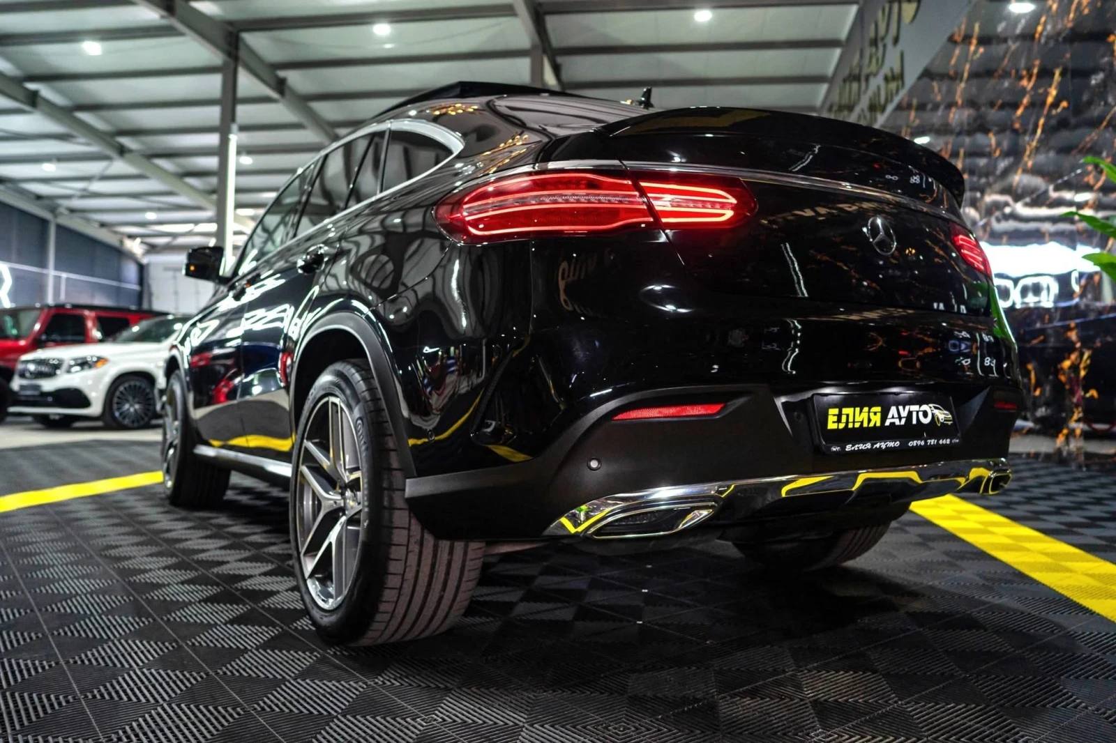 Mercedes-Benz GLE 350 D 4MATIC AMG LINE LED ПАНО 3XTV ЛИЗИНГ 100%, снимка 7 - Автомобили и джипове - 54738115