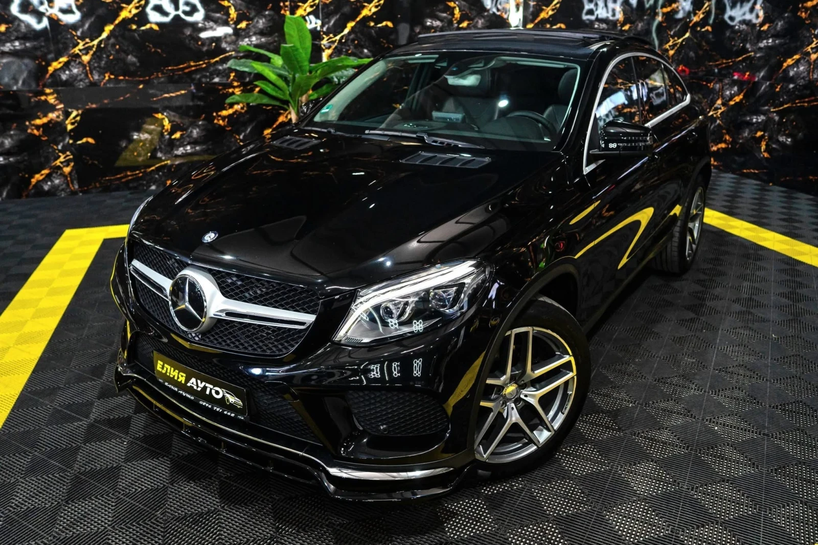 Mercedes-Benz GLE 350 D 4MATIC AMG LINE LED ПАНО 3XTV ЛИЗИНГ 100%, снимка 5 - Автомобили и джипове - 54738115
