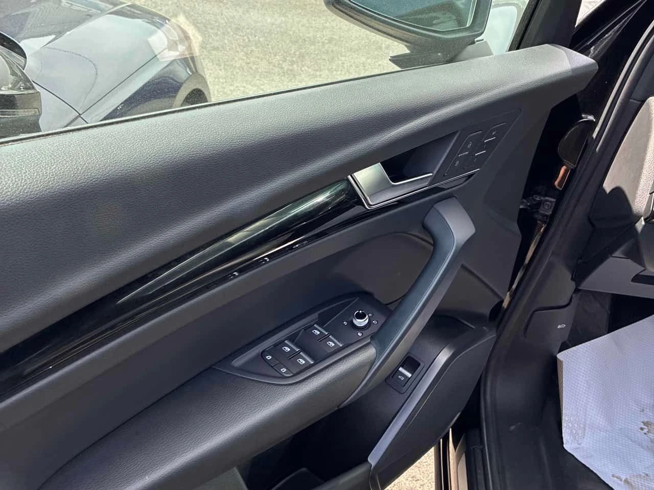 Audi Q5  Komfort / CAMERA / DISTRONIC / АВТОКРЕДИТ , снимка 11 - Автомобили и джипове - 54978597