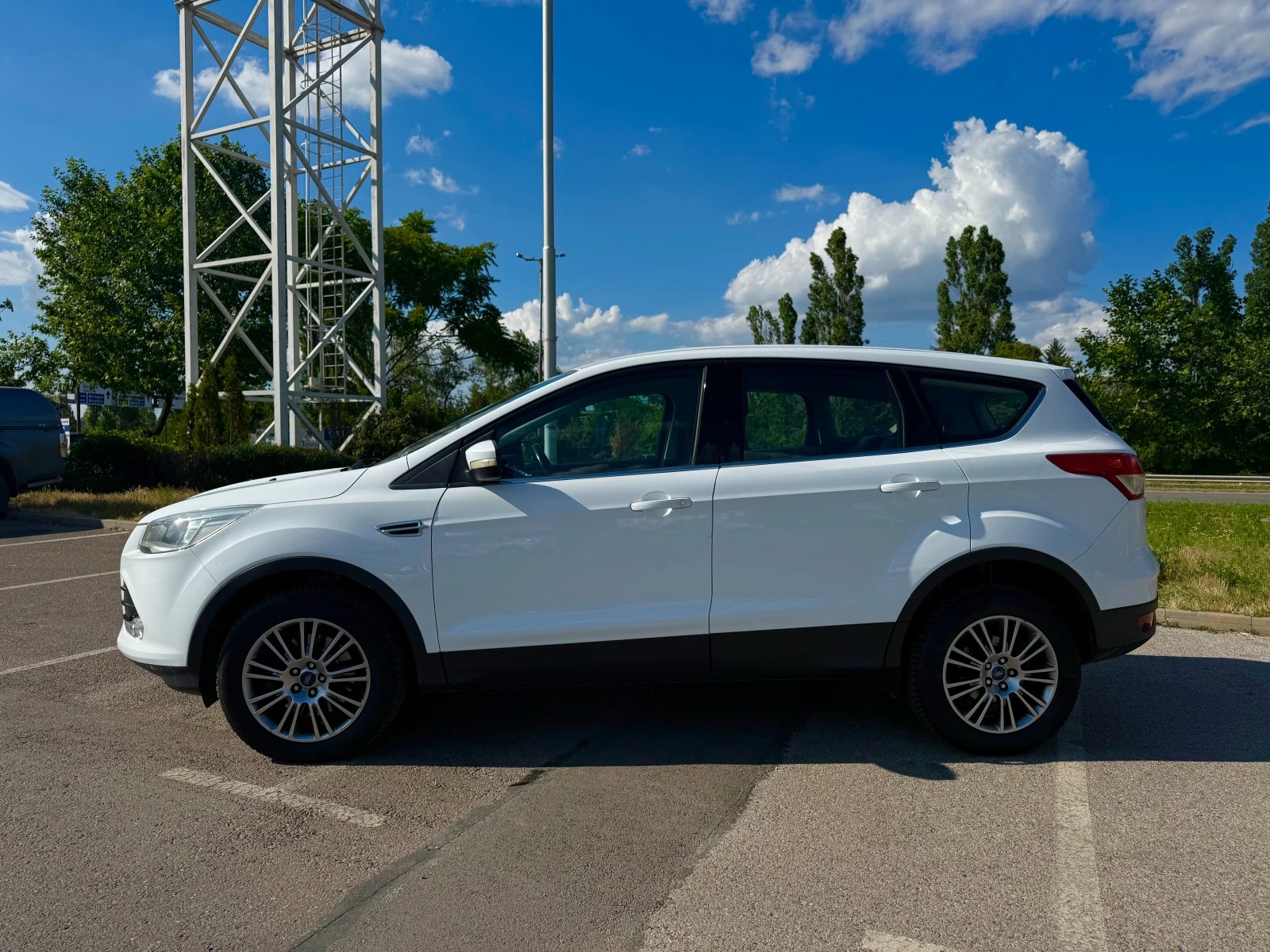 Ford Kuga 2.0D 4x4 ГАРАНЦИЯ 6 МЕСЕЦА ИЛИ 5000КМ, снимка 2 - Автомобили и джипове - 55047865