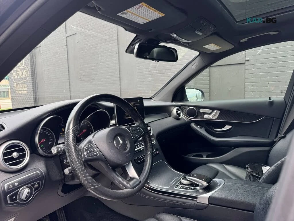 Mercedes-Benz GLC 300 * KEYLESS * PANO * Автокредит * (Цена до България), снимка 8 - Автомобили и джипове - 55186519