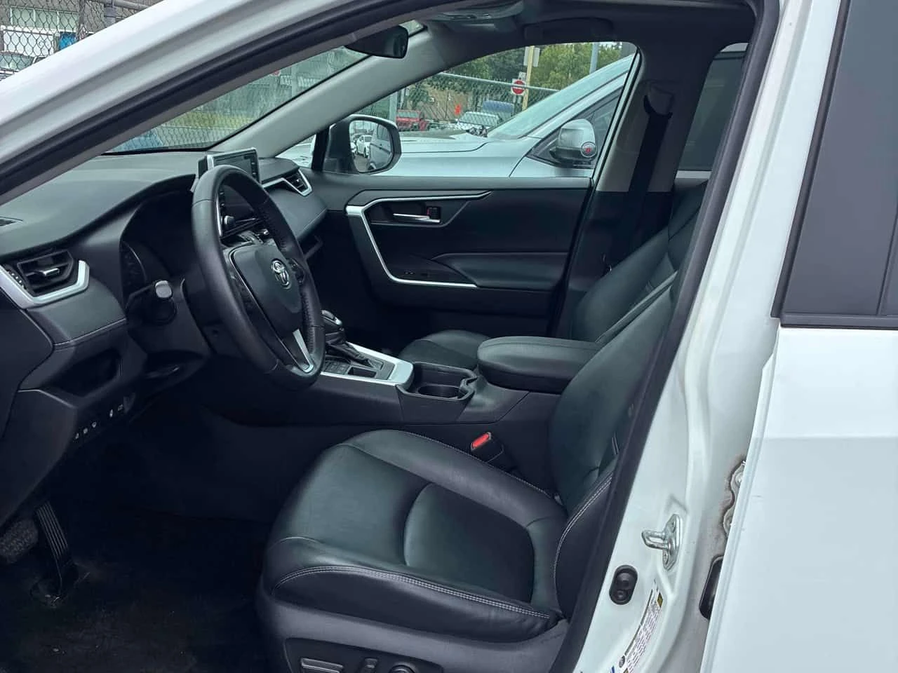 Toyota Rav4 * XLE * CARFAX * ����� �� ����������� | Mobile.bg � ����������� 12