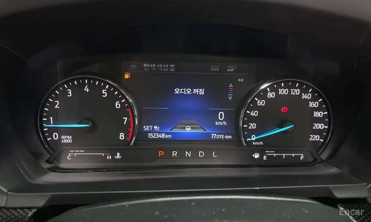 Ford Explorer 2.3 LimIted 4WD/ФИНАНСИРАНЕ, снимка 8 - Автомобили и джипове - 56301200