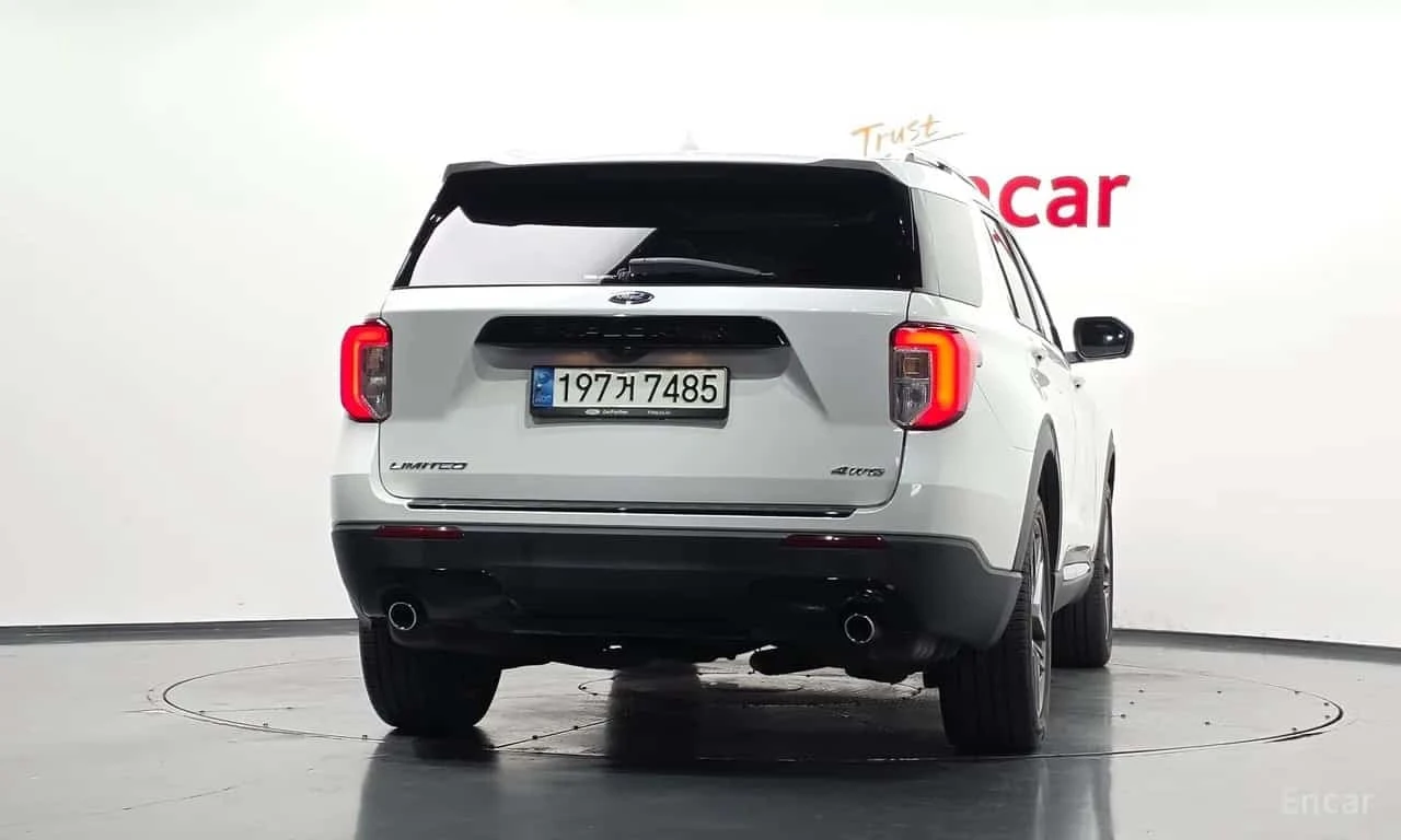 Ford Explorer 2.3 LimIted 4WD/ФИНАНСИРАНЕ, снимка 4 - Автомобили и джипове - 56301200