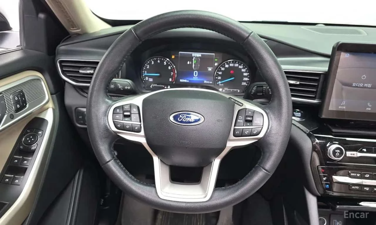 Ford Explorer 2.3 LimIted 4WD/ФИНАНСИРАНЕ, снимка 13 - Автомобили и джипове - 56301200