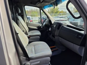 VW Crafter 2.5TDI AUTOMAT 9 МЕСТА , снимка 11