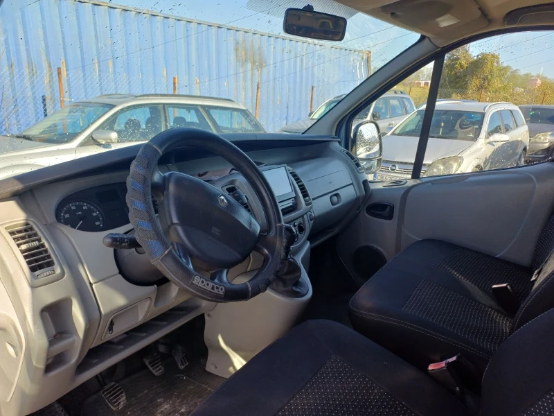 Renault Trafic 2.5 DC?, снимка 10 - Бусове и автобуси - 52265425