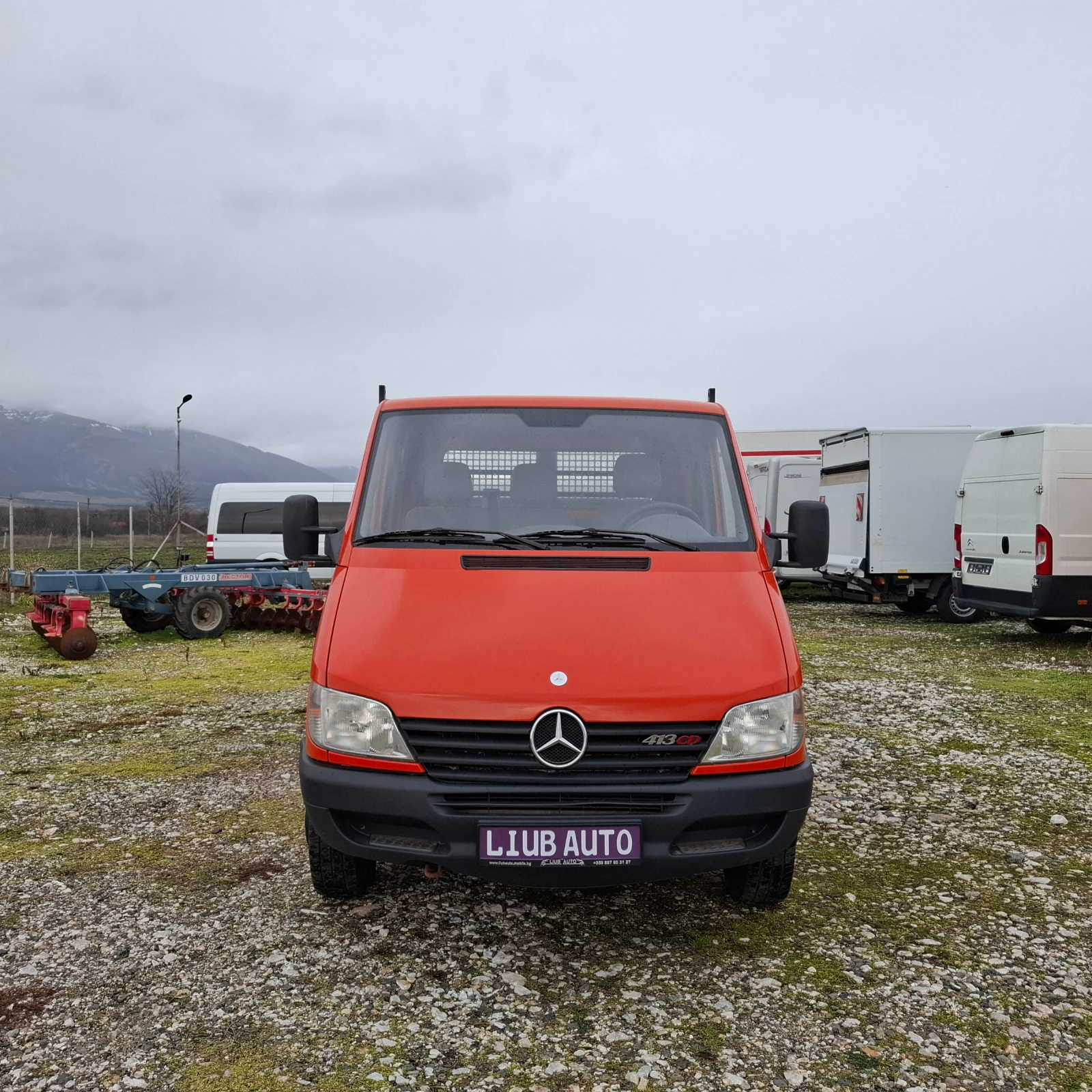 Mercedes-Benz Sprinter 413 Германия Тристранен Самосвал  - изображение 3