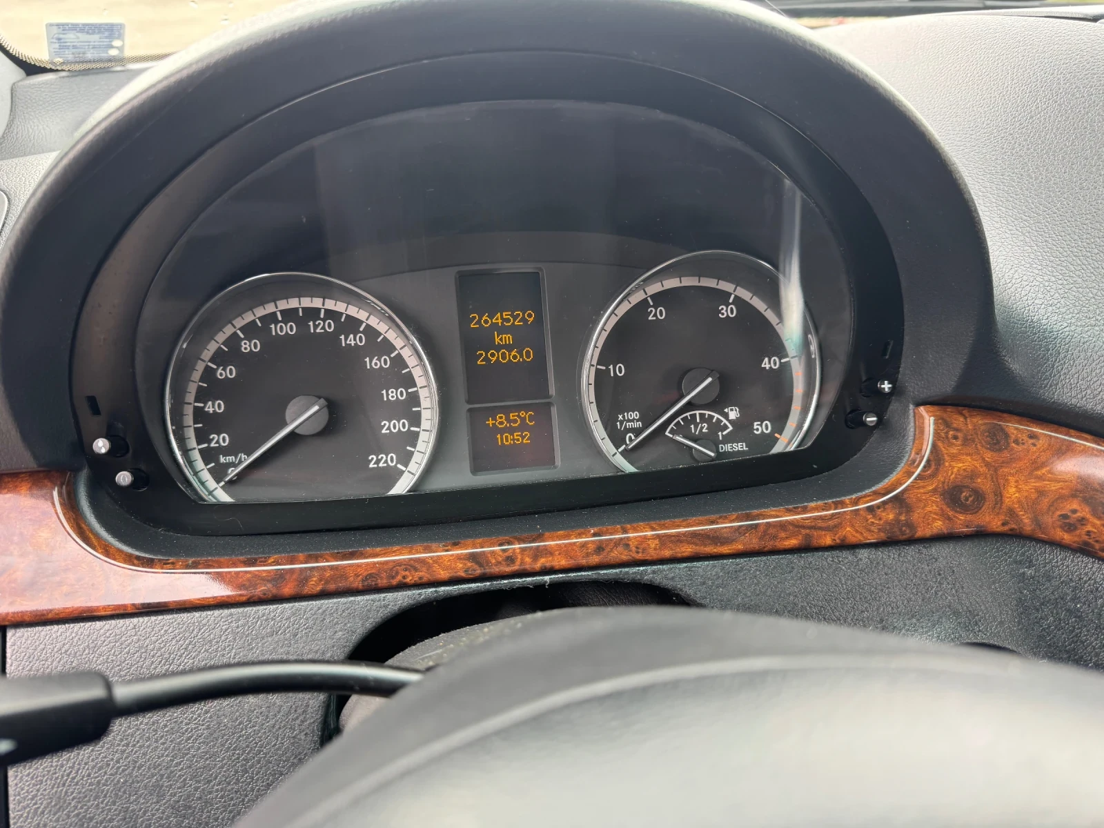 Mercedes-Benz Viano 220cdi, снимка 4 - Бусове и автобуси - 53924159