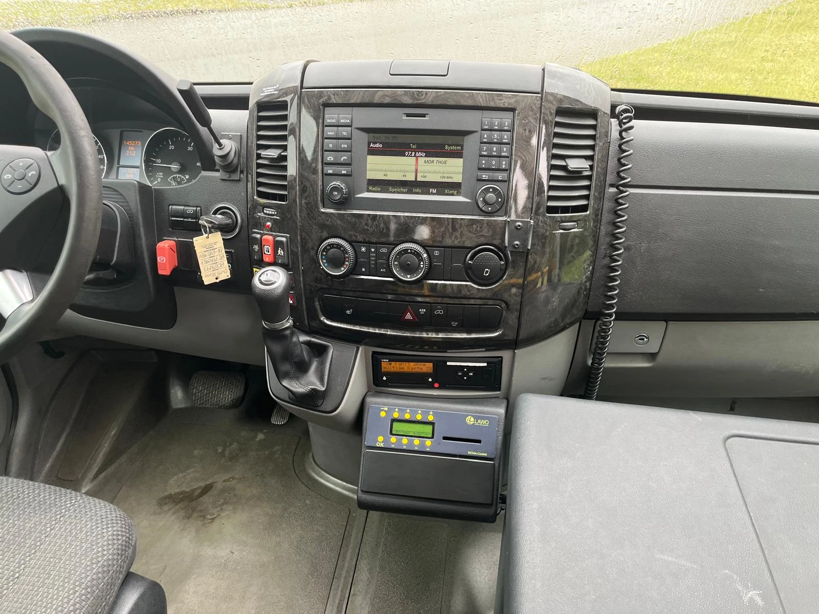 Mercedes-Benz Sprinter 516 Германия EURO 6 ДВОЕН КЛИМАТРОНИИК 18+ 1, снимка 8 - Бусове и автобуси - 55431437